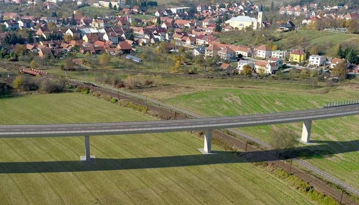 Přeložka silnic II/490 a II/495 Uherský Brod (obchvat částí Těšov, Újezdec) - záměr č. 130