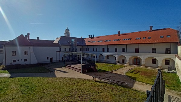 Rekonstrukce Panského domu - záměr č. 87