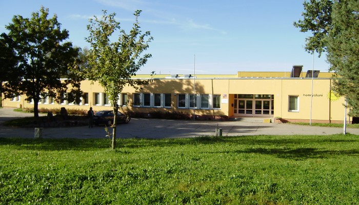 ZŠ Na Výsluní: rekonstrukce obou tělocvičen a rekonstrukce 4 učeben školní družiny - záměr č. 304